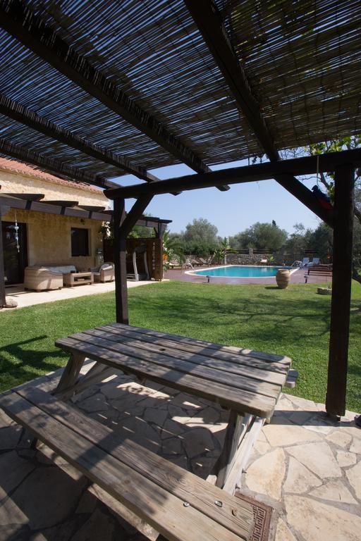 5 Stars Villas Svoronata Bagian luar foto